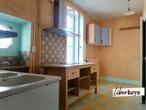 Maison de ville 109 m² à rénover – Hyper centre Tournus