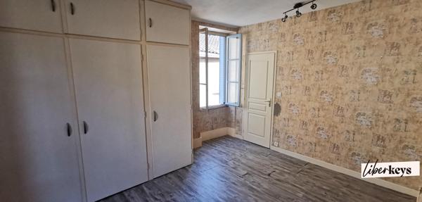 Maison de ville 109 m² à rénover – Hyper centre Tournus