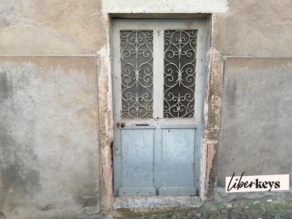 Maison de ville 109 m² à rénover – Hyper centre Tournus