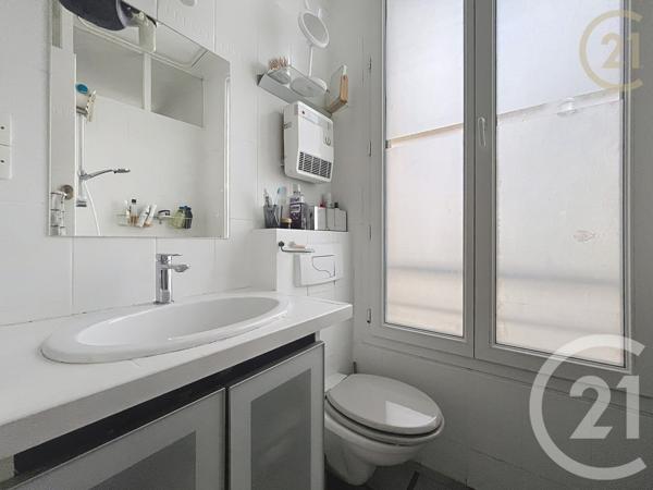 Appartement F1 à vendre  1 pièce - 26,11 m2 PARIS - 75018