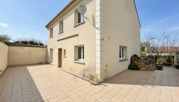 Maison Villabe 10 pièce(s) 172 m2