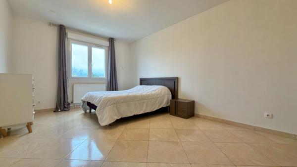 Maison Villabe 10 pièce(s) 172 m2