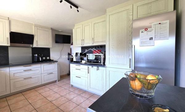 PROCHE DE MAINTENON - Maison familiale 8 pièces -189 m²