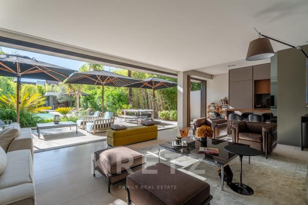 Bordeaux – Caudéran | Villa d'architecte de 400 m², une oasis contemporaine au cœur de la ville