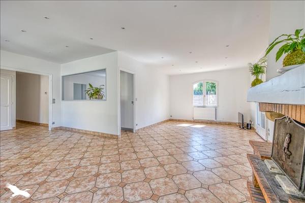 Maison à vendre |  Saint-Médard-en-Jalles |  5 pièces | 145 m²