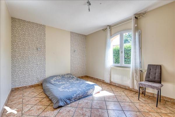 Maison à vendre |  Saint-Médard-en-Jalles |  5 pièces | 145 m²