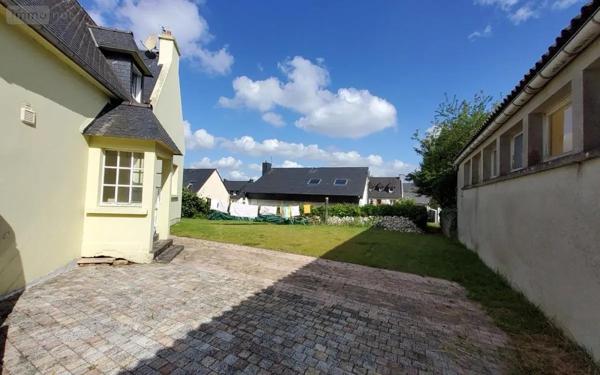 Achat - Maison Carhaix-Plouguer 29270 7 pièces 143 m 2 951 m 2