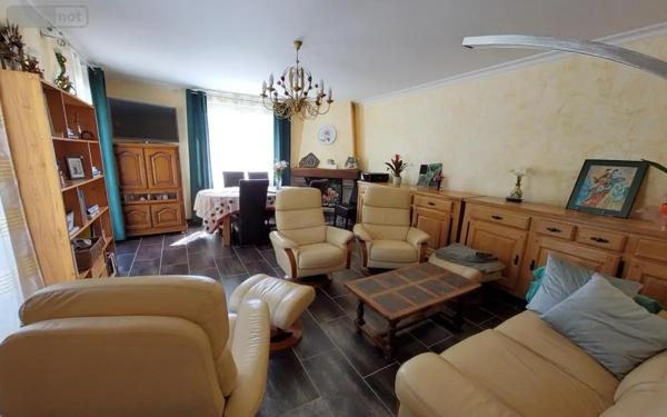 Achat - Maison Carhaix-Plouguer 29270 7 pièces 143 m 2 951 m 2