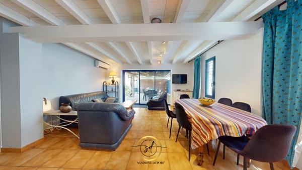 Villelongue de la Salanque Maison T4  88.8m avec patio cuisine  et salon d'été