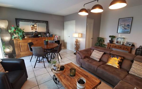 Appartement à vendre    4 pièces • 83 m2 Pau