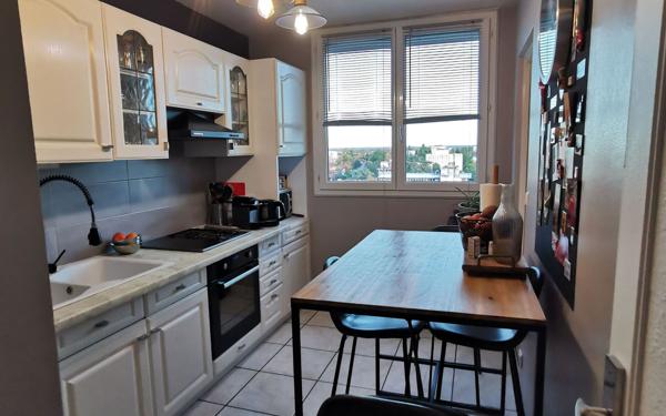 Appartement à vendre    4 pièces • 83 m2 Pau