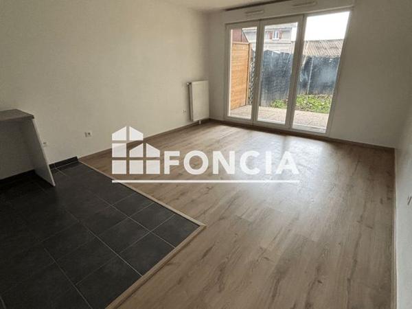 Location Appartement 3 pièces 60 m² - 3 RUE PIERRE BROSSOLETTE Persan 95340