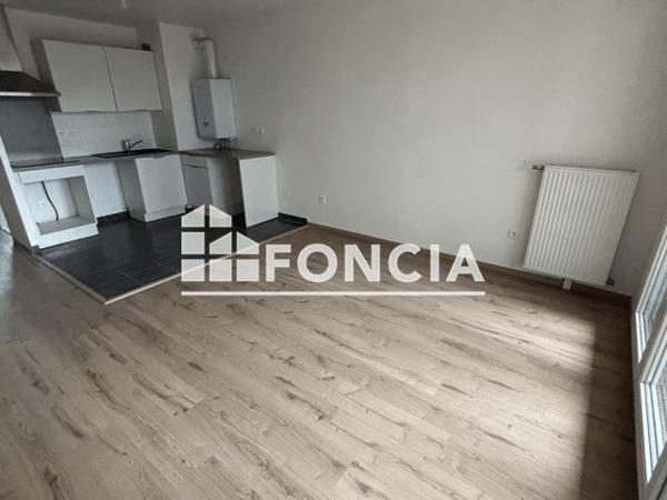 Location Appartement 3 pièces 60 m² - 3 RUE PIERRE BROSSOLETTE Persan 95340
