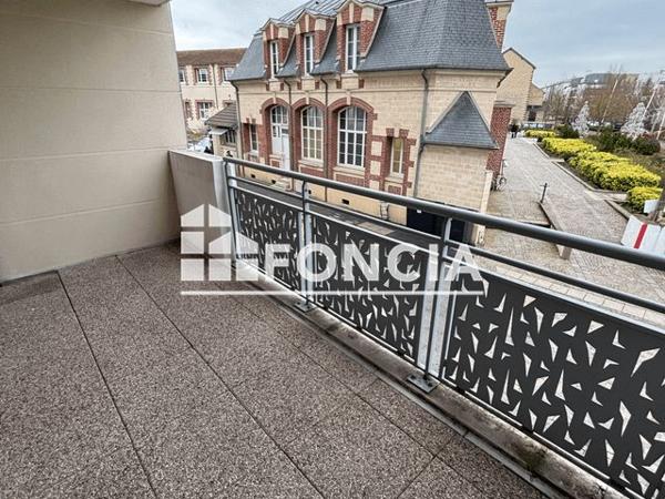 Location Appartement 3 pièces 60 m² - 3 RUE PIERRE BROSSOLETTE Persan 95340
