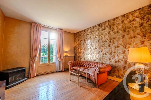 Maison à vendre  6 pièces - 120 m 2   VILLEMOMBLE  - 93