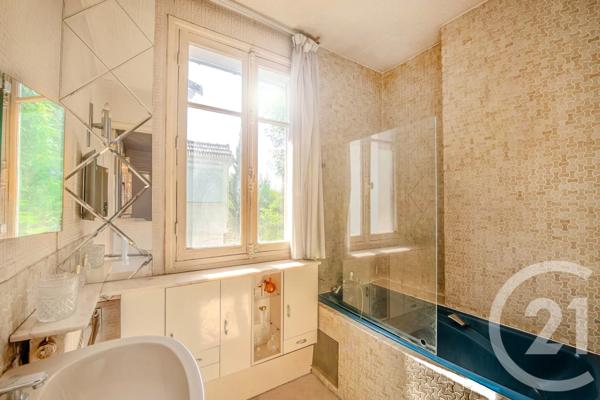 Maison à vendre  6 pièces - 120 m 2   VILLEMOMBLE  - 93