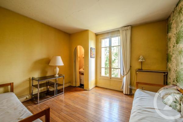 Maison à vendre  6 pièces - 120 m 2   VILLEMOMBLE  - 93