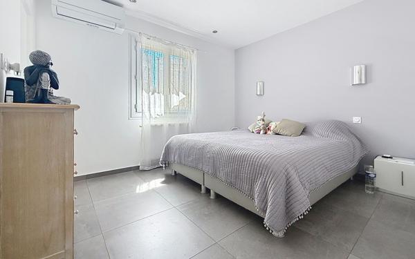 Maison à vendre    5 pièces • 151 m2 Fréjus