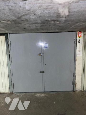 Box fermé Paris 18ème
