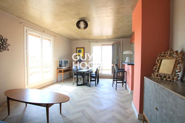 Superbe appartement meublé 2 pièces à louer au coeur d'Avignon