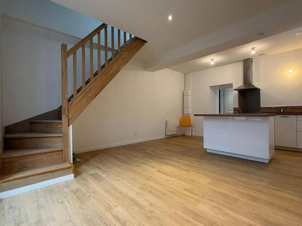 Immeuble avec local commercial et appartement de 3 pièces indépendant