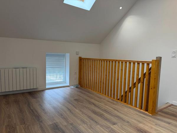 Immeuble avec local commercial et appartement de 3 pièces indépendant