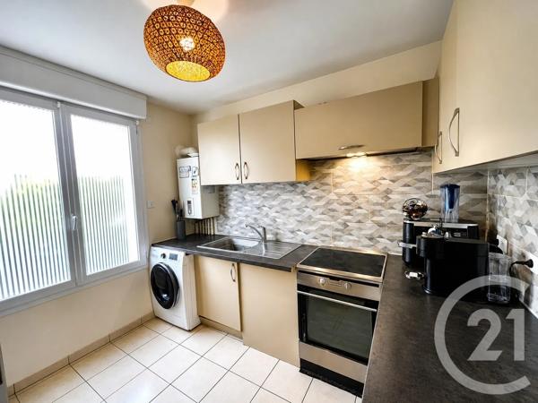 Maison à vendre  4 pièces - 82,74 m 2   PIERRELAYE  - 95