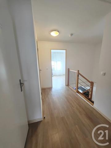 Maison à vendre  4 pièces - 82,74 m 2   PIERRELAYE  - 95