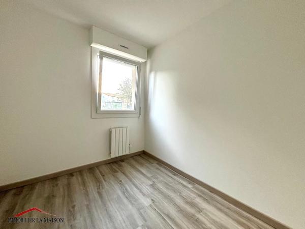 Quartier VESONE - Appartement T2 avec stationnement ...