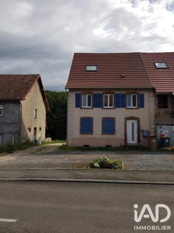 Location studio 24 m² Botans