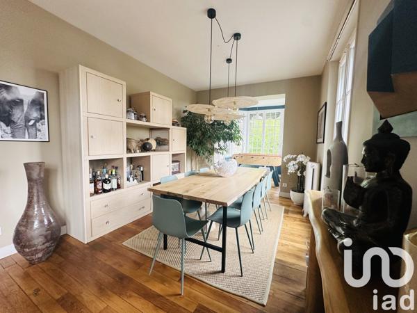 Maison 6 pièces de 137 m² à Pontoise (95300)