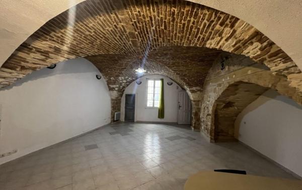 Vente Appartement P1 Avec cour Saint-gilles   
