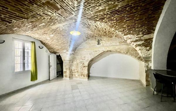 Vente Appartement P1 Avec cour Saint-gilles   