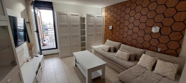 Alénya (66200) APT AVEC TERRASSE - ALENYA