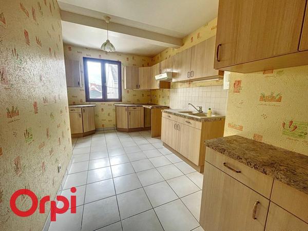 Appartement à vendre    4 pièces • 95,30 m2 Montluçon