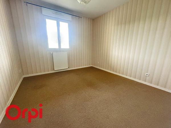 Appartement à vendre    4 pièces • 95,30 m2 Montluçon