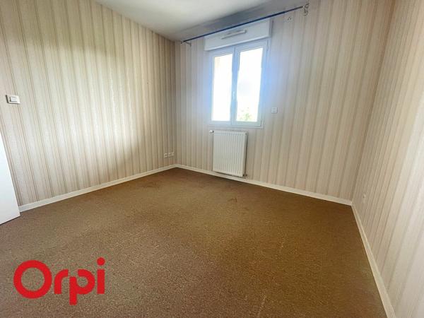Appartement à vendre    4 pièces • 95,30 m2 Montluçon