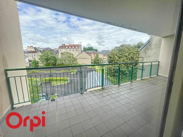 Appartement à vendre    4 pièces • 95,30 m2 Montluçon