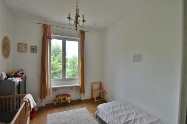 COURS LA VILLE - maison d'architecte 300 m² - terrain 6000m²