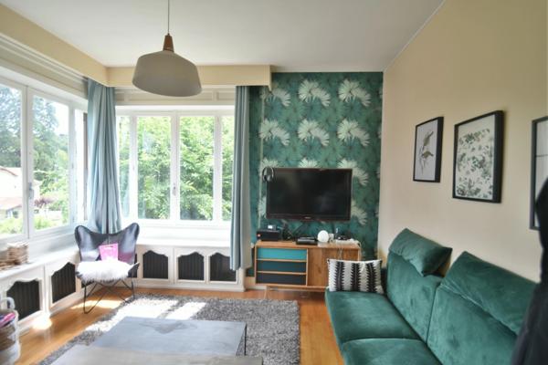 COURS LA VILLE - maison d'architecte 300 m² - terrain 6000m²