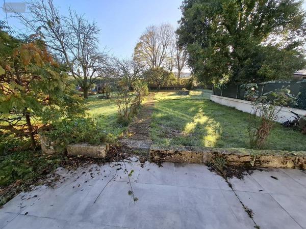 Maison à vendre à Saintes en Charente-Maritime (17100), ref : 17111-709