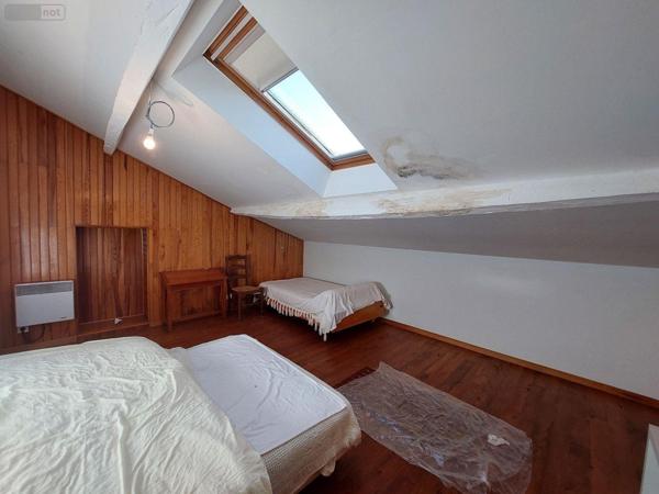 Maison à restaurer à vendre à Javerlhac et la Chapelle Saint Robert en Dordogne (24300), ref : 18113/107