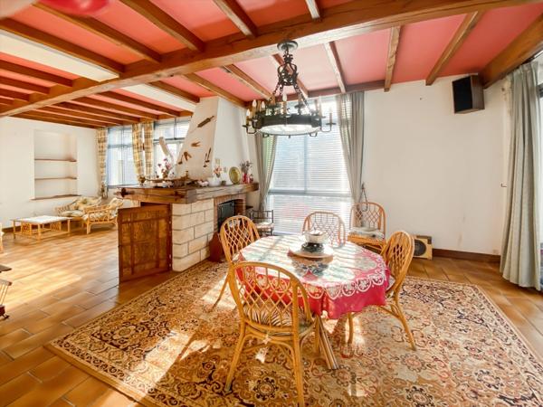 Maison à vendre 7 pièces ( 281 m²) MARLE (02)