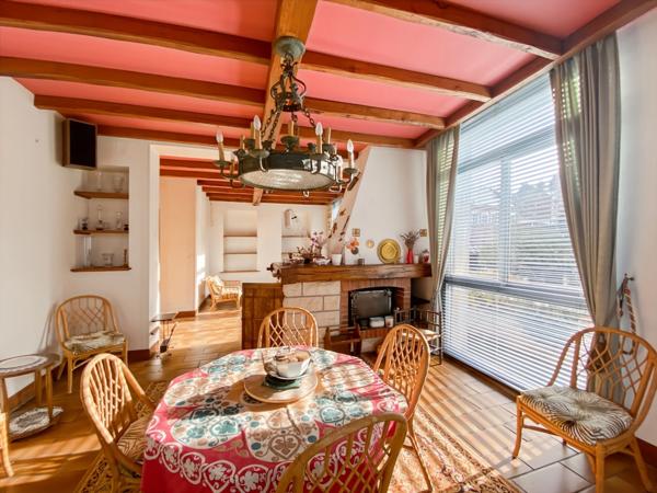 Maison à vendre 7 pièces ( 281 m²) MARLE (02)