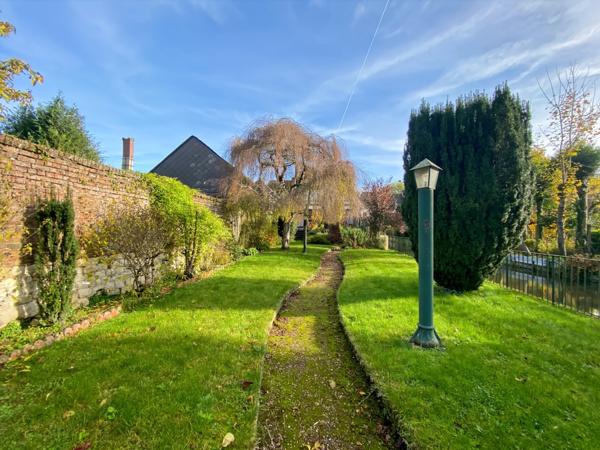 Maison à vendre 7 pièces ( 281 m²) MARLE (02)