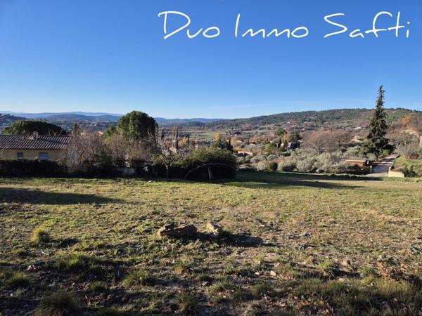 Magnifique terrain viabilisé de 1600m² avec vue imprenable