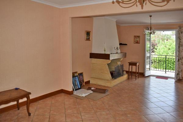Maison Terrasson La Villedieu 146 m2 7 pièces