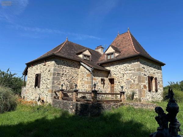 Maison à vendre à Lacapelle-Marival dans le Lot (46120), ref : 46030/MAIS/541