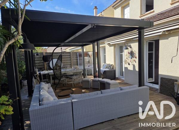 Maison à vendre 7 pièces 127,84 m² Évry-Courcouronnes