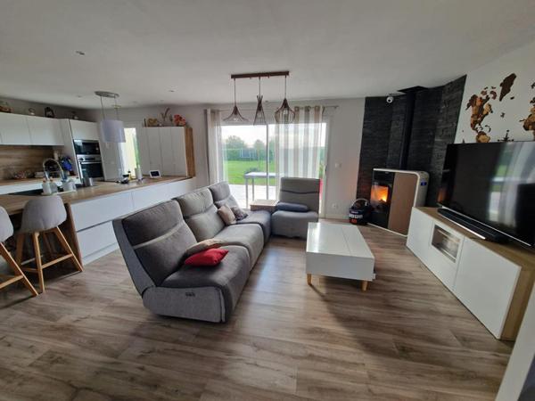 Maison Vion 7 pièce(s) 168 m2